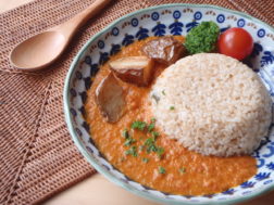 Takeout & Webshop(テイクアウトはカフェ営業日に準じます。)