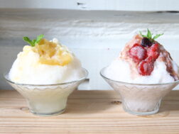 Takeout & Webshop(テイクアウトはカフェ営業日に準じます。)